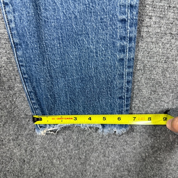 Levis Jeans Wedgie Straight Mid Wash Cut Off Womens Size 27x26 #1832 - Picture 7 of 11